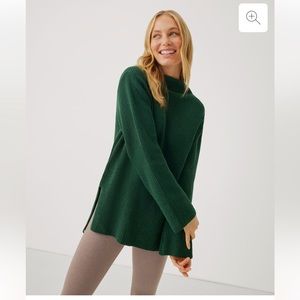 NWT Pact Fisherman Sweater Color Green Size Medium 100% organic cotton